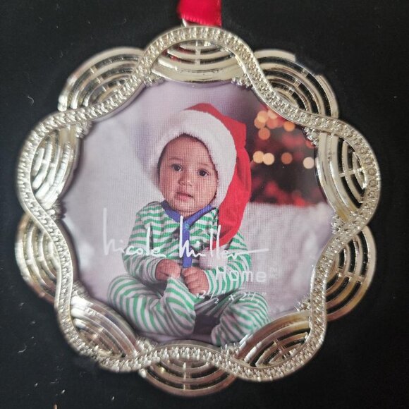 Nicole Miller 3"Christmas Sliver Color Ornaments Frames Set Of 3 - Picture 2 of 2